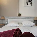 Ariane Hotel