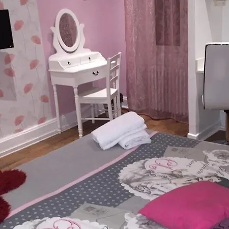 Ariane Hotel 2*