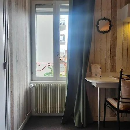 Ariane Hotel 2*