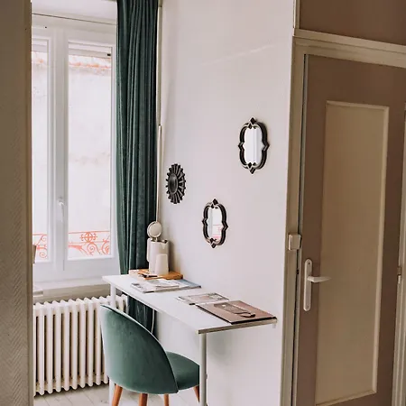 Ariane Hotel